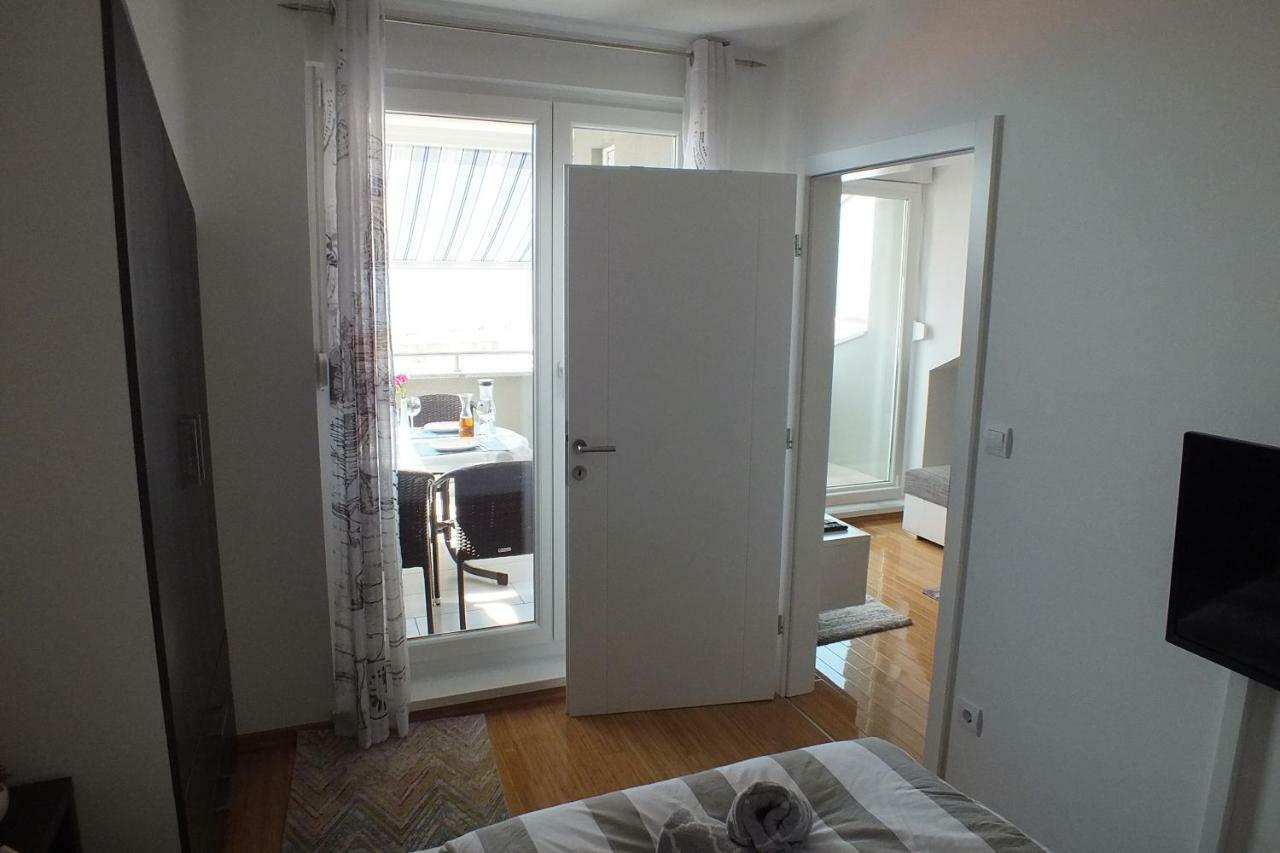 Apartment Silvija Novalja Exterior foto